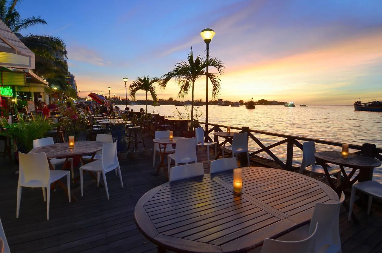 Hotel Kooler Inn Kota Kinabalu